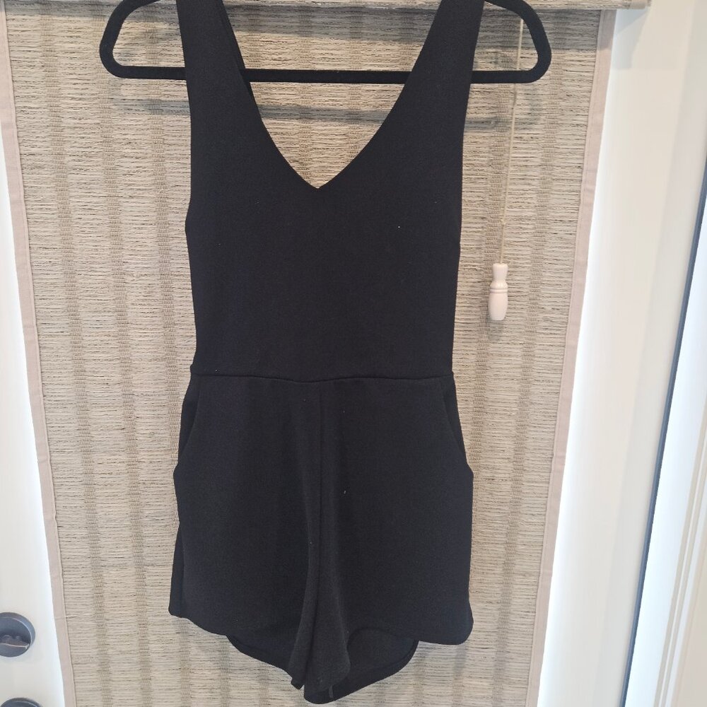 Short suit